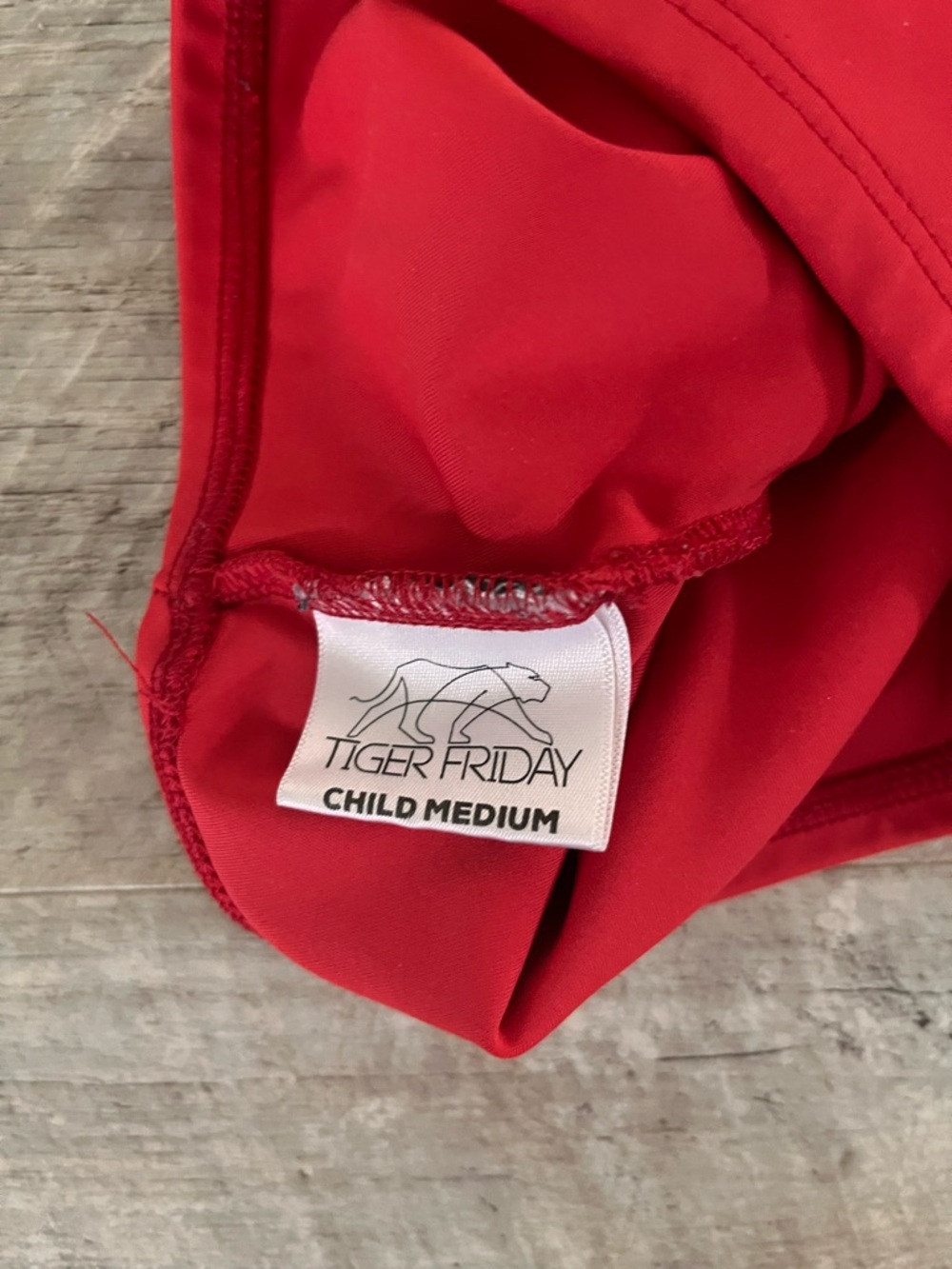 Tiger Friday cherry red ever after crop top - Picture 3 of 3